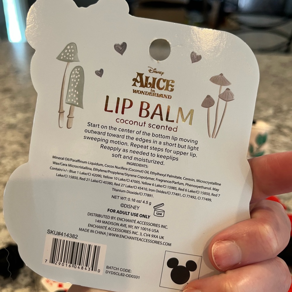 Disney Loungefly Alice in Wonderland Pouch and Lip Balm - Picture 6 of 7